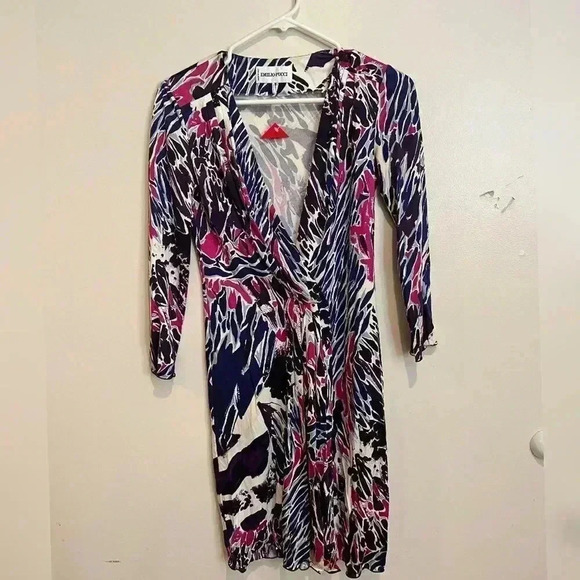 Emilio Pucci 100% SILK Dress (New) - Picture 4 of 5